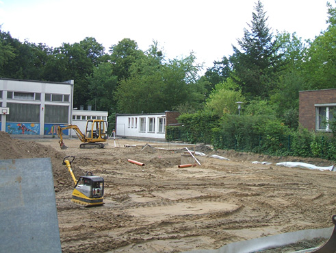 Projekt Schulhofumgestaltung Berlin-Steglitz - auf Bild klicken f&uuml;r Bestandssituation ...