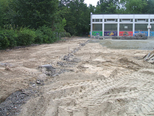 Projekt Schulhofumgestaltung Berlin-Steglitz - auf Bild klicken f&uuml;r Bestandssituation ...